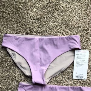 Lululemon swimsuit bottoms.